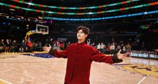 华体会登录-NBA赛场燃烧的青春，年轻球员表现出色