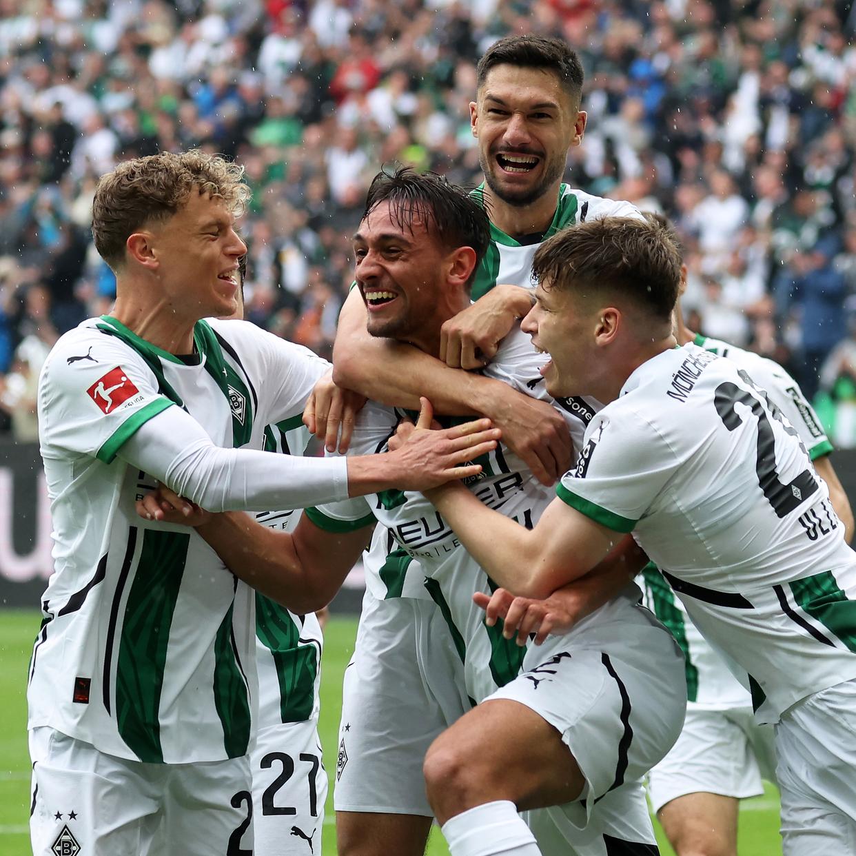 包含门兴格拉德巴赫主帅临阵重组，期待高光的词条