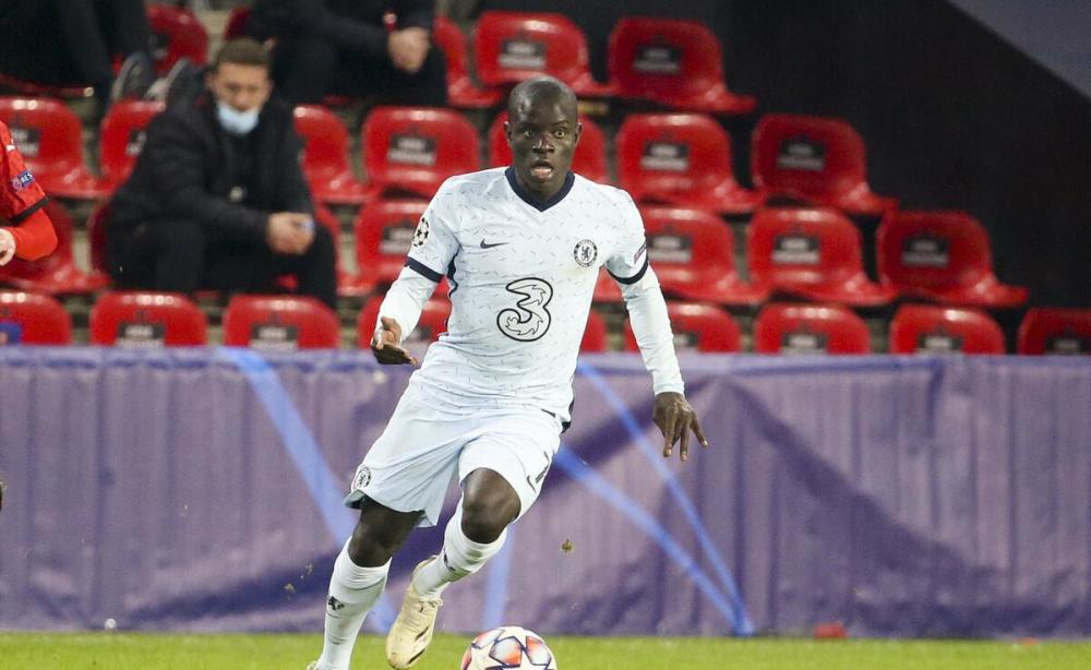 谁能够在争夺中脱颖而出，成为比赛的真正强者？