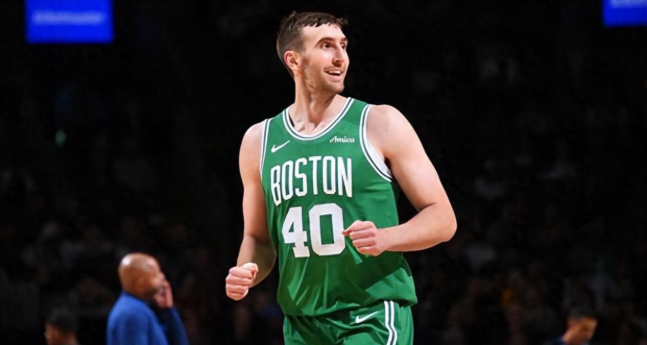 凯尔特人队中锋再获荣誉，球场无人能敌