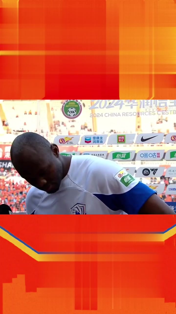 紧张比拼,双方球员奋力拼搏,胜负悬殊的简单介绍 紧张比拼,双方球员奋力拼搏,胜负悬殊的简单介绍